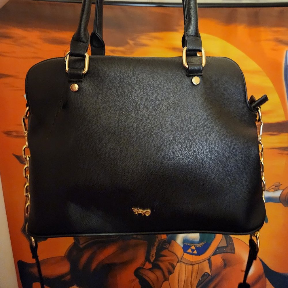 Matthew & Julien Satchel